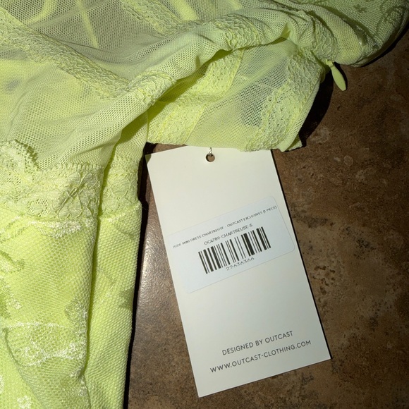 Backless Halter Ruffle Mini Dress - Neon Yellow - Picture 2 of 5